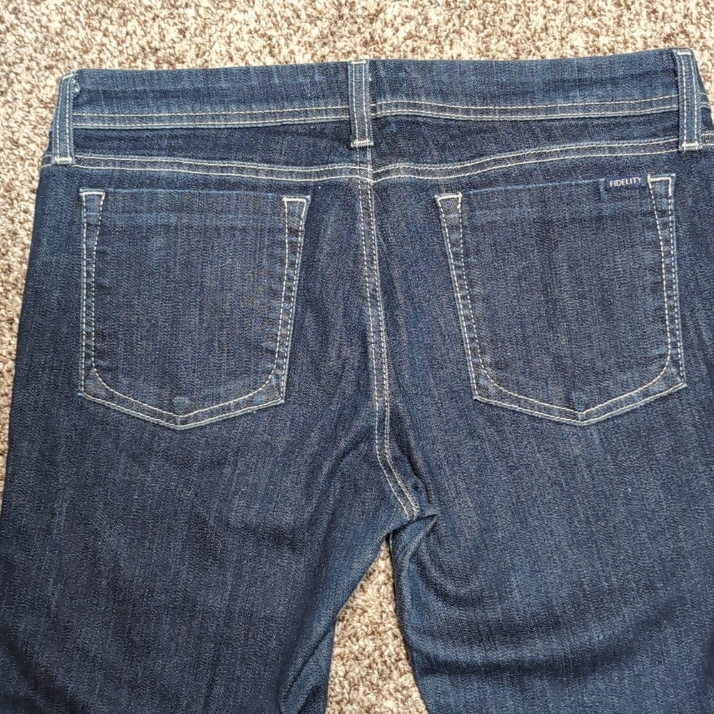 Fidelity Hapburn Cropped Jeans - Picture 9 of 13